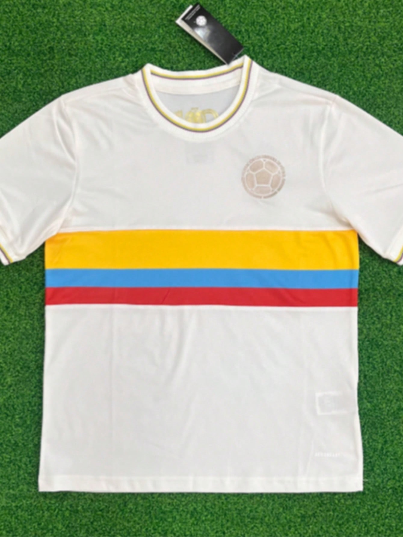 17577605274078f4080f35b65276da5c2e37f8a3aa_thumbnail.jpg Colombia's 100th Anniversary Commemorative Jersey - Image 1