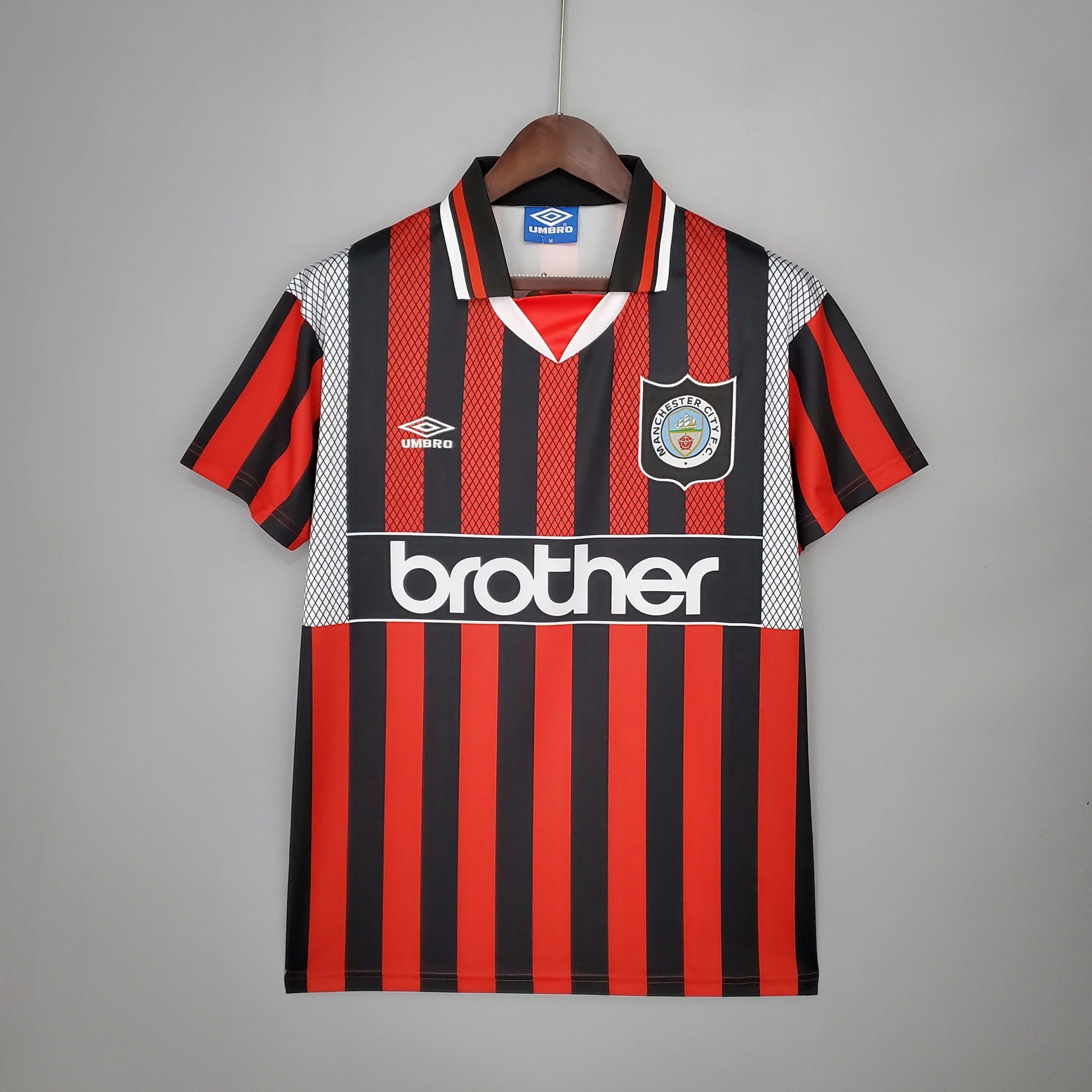 曼城-1994-1995-客场球衣-scaled-1.jpg Manchester City 1994-1995 away shirt - Image 1