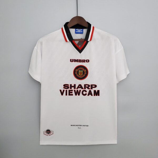 Manchester United 1996-1997 away shirt