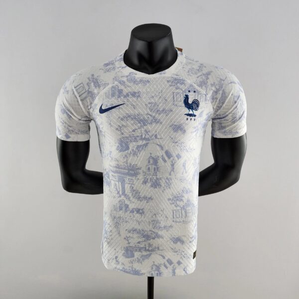 France 2022 away shirt