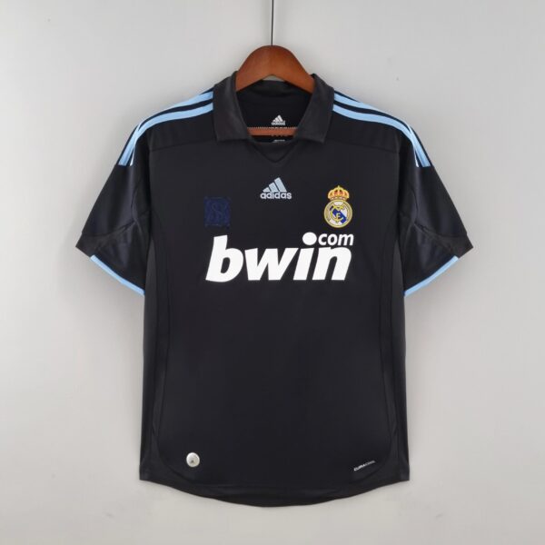 Real Madrid 2009-2010 away shirt