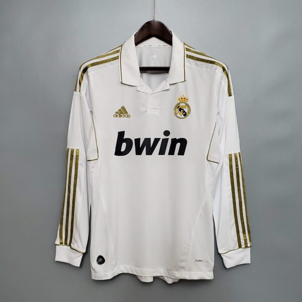  Real Madrid's home long-sleeved shirt for the 2011-2012 season