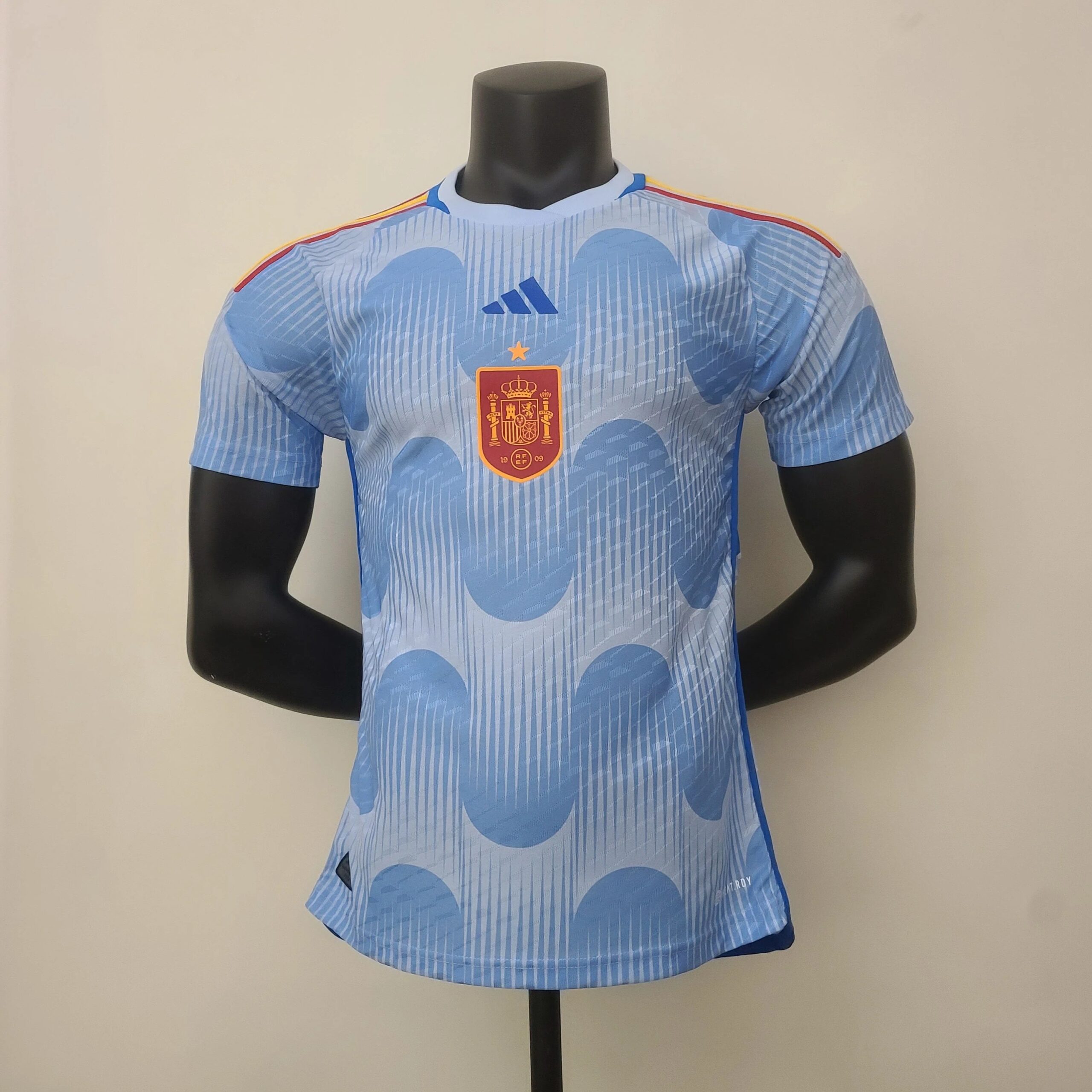 西班牙-2010-客场球衣-1-1-scaled-1.jpg Spain 2022 Away Shirt - Image 1