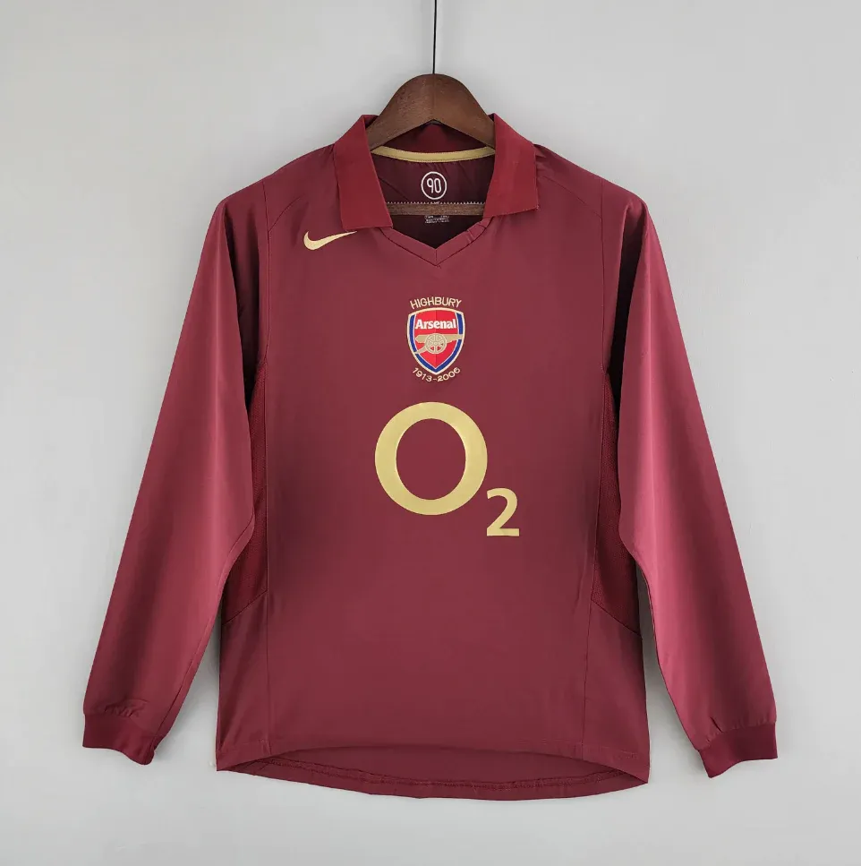 阿森纳-2005-2006-主场长袖球衣-2.png Arsenal 2005 - 2006 home long-sleeved shirt - Image 1